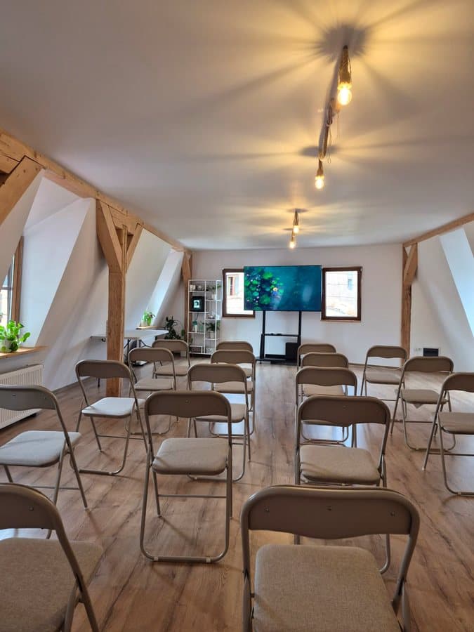 Interiorul rodiei — click pentru mărire